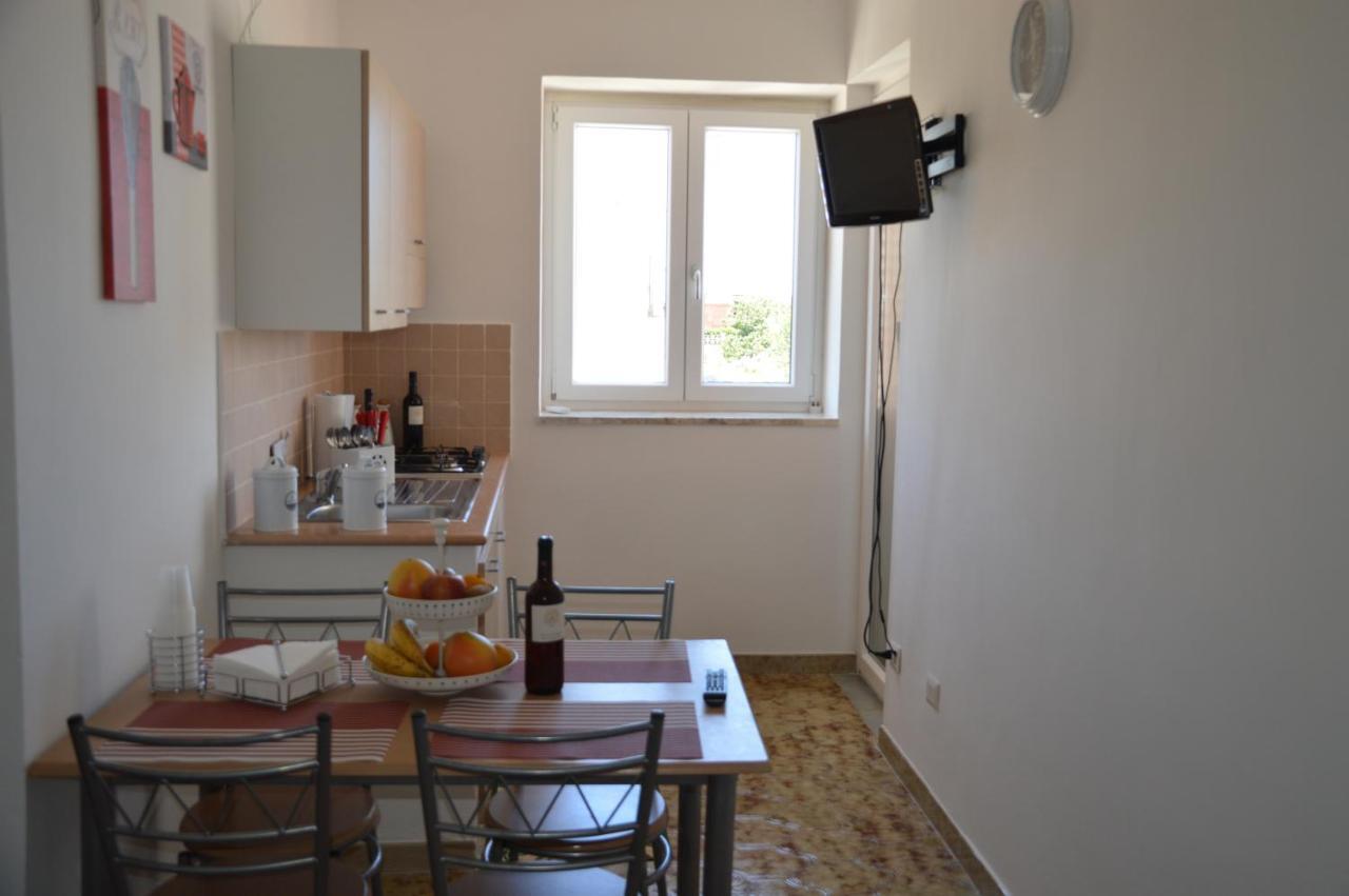 וילאנובה די אוסטוני 21Mq Home Petrolla מראה חיצוני תמונה